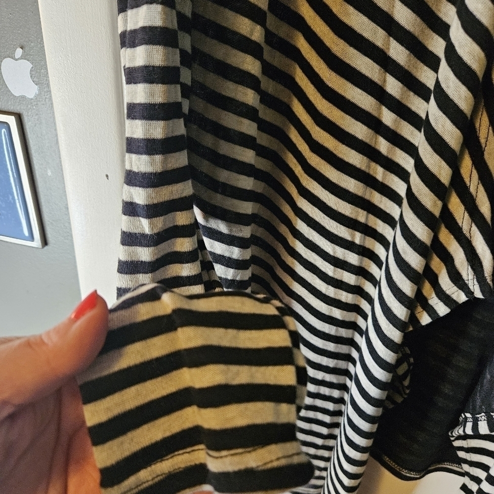 Hanger 55 Women's Size Large Open Cardigan Striped Black & White - Picture 3 of 11